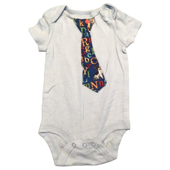 Lot of 4 Infant Size 0-6 months One Piece Nike, Circo, & Jumping Beans Outfits - Picture 8 of 9